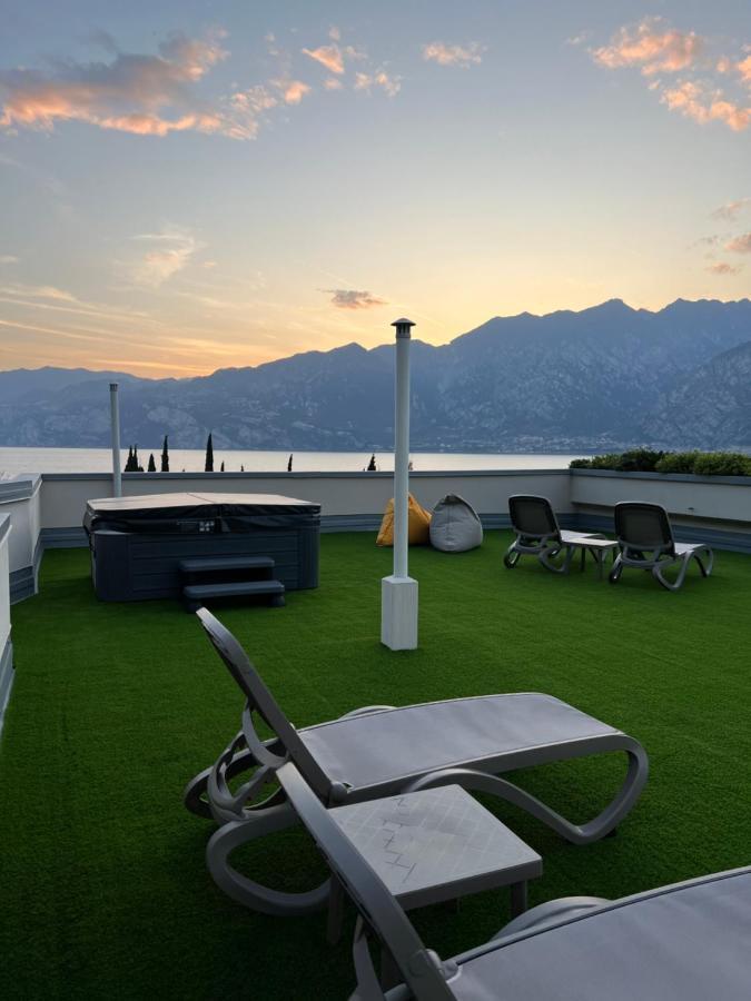 Wind Hotel Malcesine Exterior photo